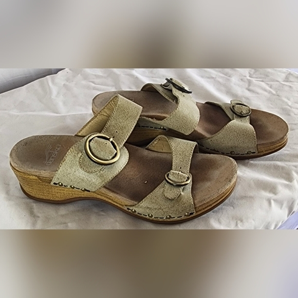 Dansko Manda Slide Wooden Slip on Clogs in Oyster 7 - Picture 3 of 16